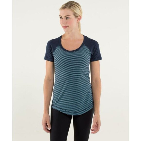 Lululemon Dhyana Short Sleeve In Blue Moon Stripes (Measures Size 6) - Picture 1 of 6